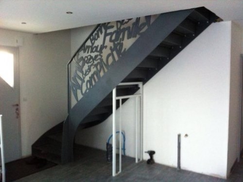 escalier tres design pour interieur salon