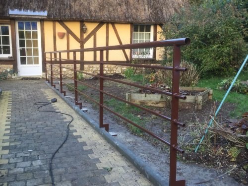 garde corps pour allee de jardin