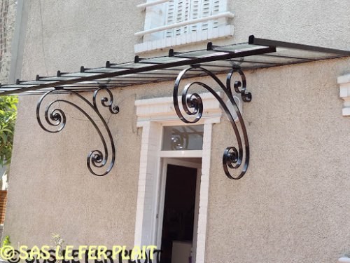 marquise noire porte entree