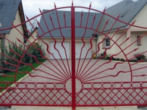 portes et portails metalliques mhb metallerie beaumont le roger