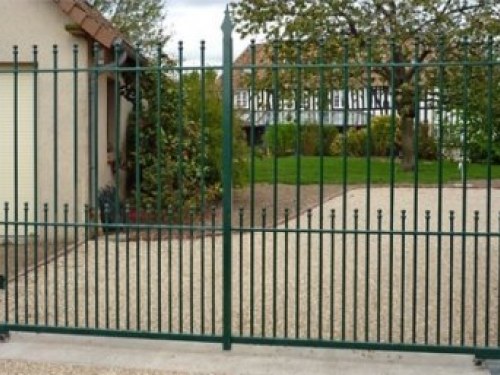 pose et restauration de portails mhb metallerie beaumont le roger